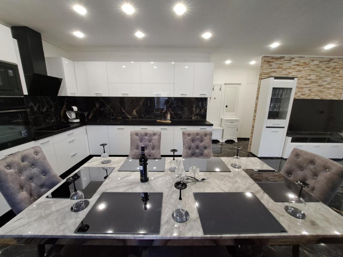 Apartment Monaco
